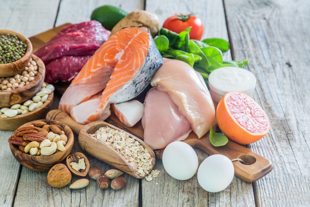 Alternando alimentos con proteínas e carbohidratos para adelgazar